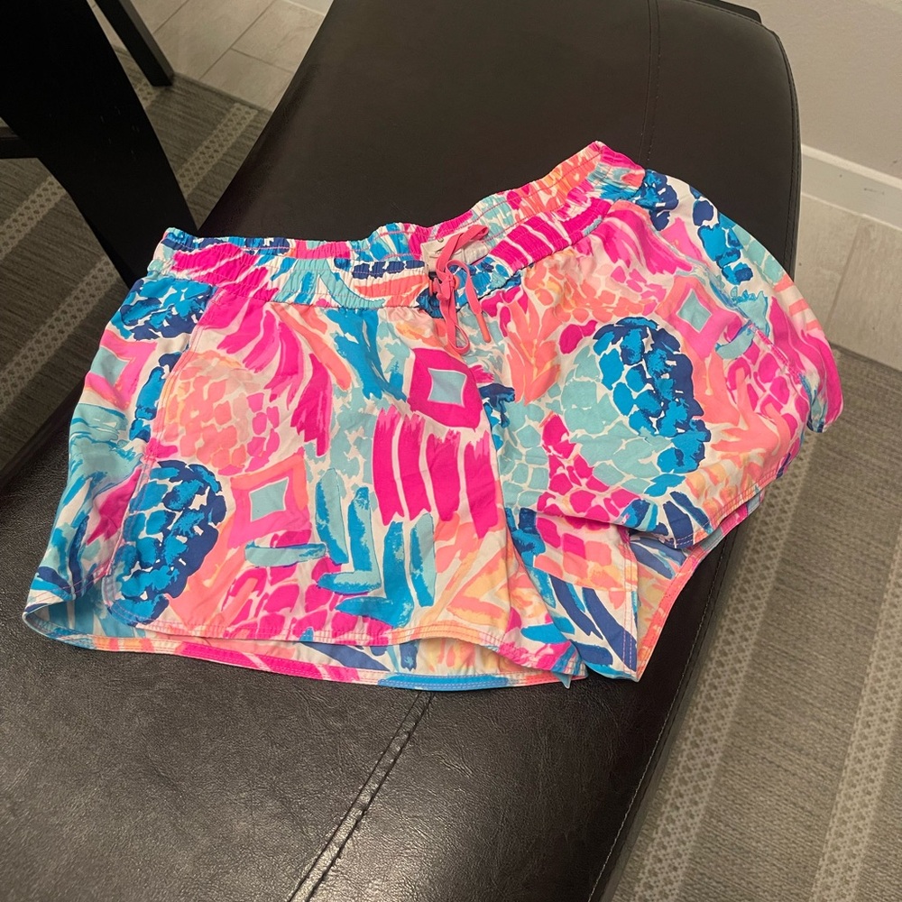 Lilly Pulitzer Goombay Smash Run Around Shorts M